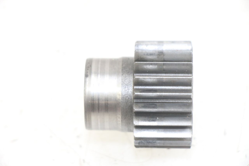 photo de PIGNON TRANSMISSION GILERA RK 50 (1996 - 1999) - Autre angle de vue