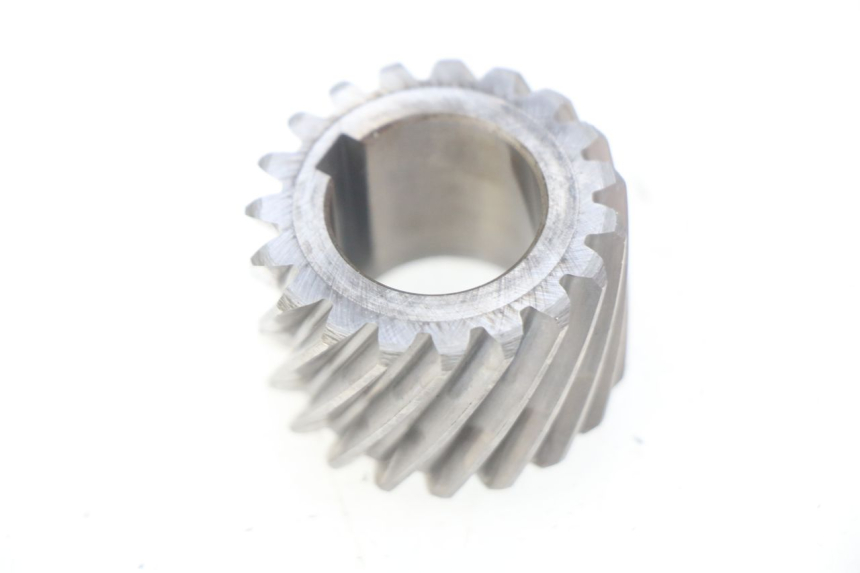 photo de PIGNON TRANSMISSION YAMAHA YZ 80 (1982 - 1983) - Zoom état d’usage