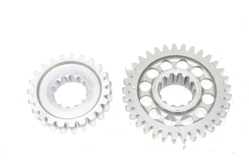 photo de PIGNON TRANSMISSION YAMAHA YZF YZ-F 450 (2014 - 2016) - Zoom état d’usage