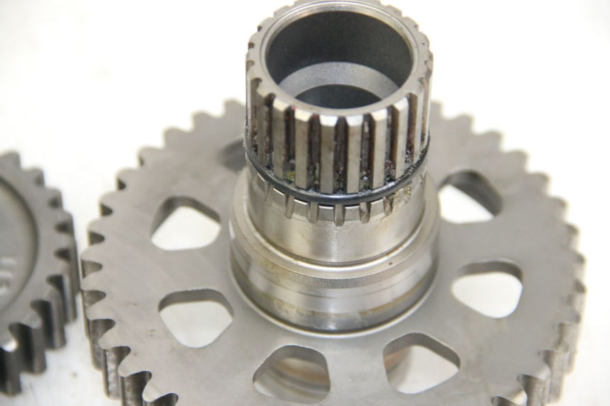 photo de PIGNON YAMAHA XP T-MAX TMAX 500 (2004 - 2007) - Points de fixation