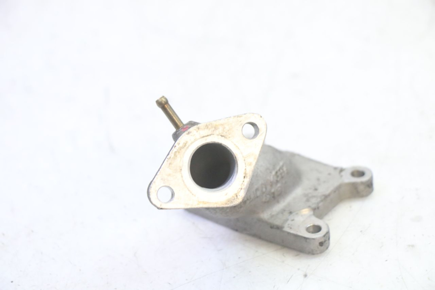 photo de PIPE ADMISSION KYMCO AGILITY NAKED RENOUVO 2T 50 (2011 - 2018) - Zoom état d’usage