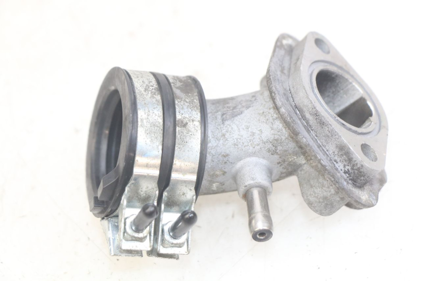 photo de PIPE D'ADMISSION NECO ALEXONE 125 (2017 - 2024) - Zoom état d’usage