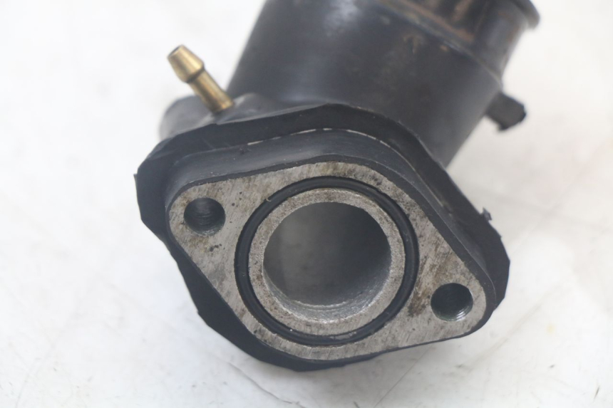 photo de PIPE D'ADMISSION JONWAY AZTRAL 125 (2008 - 2017) - Autre angle de vue