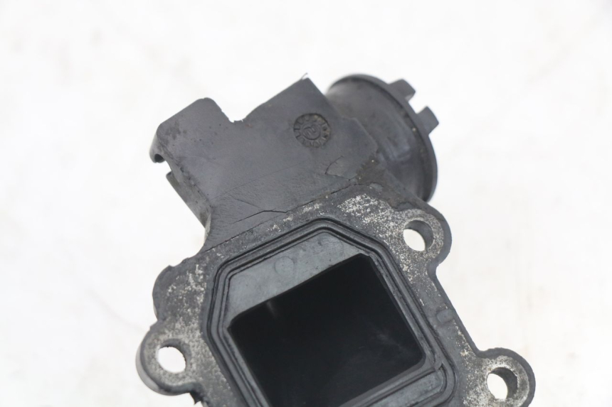 photo de PIPE ADMISSION YAMAHA BW'S 50 (2004 - 2017) - Vue d’ensemble