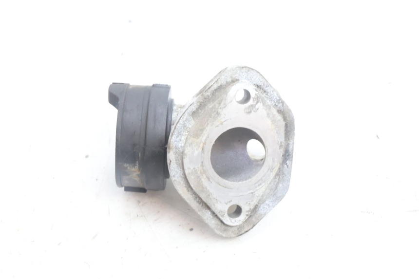 photo de PIPE ADMISSION YAMAHA BW'S BWS 125 (2010 - 2013) - Zoom état d’usage