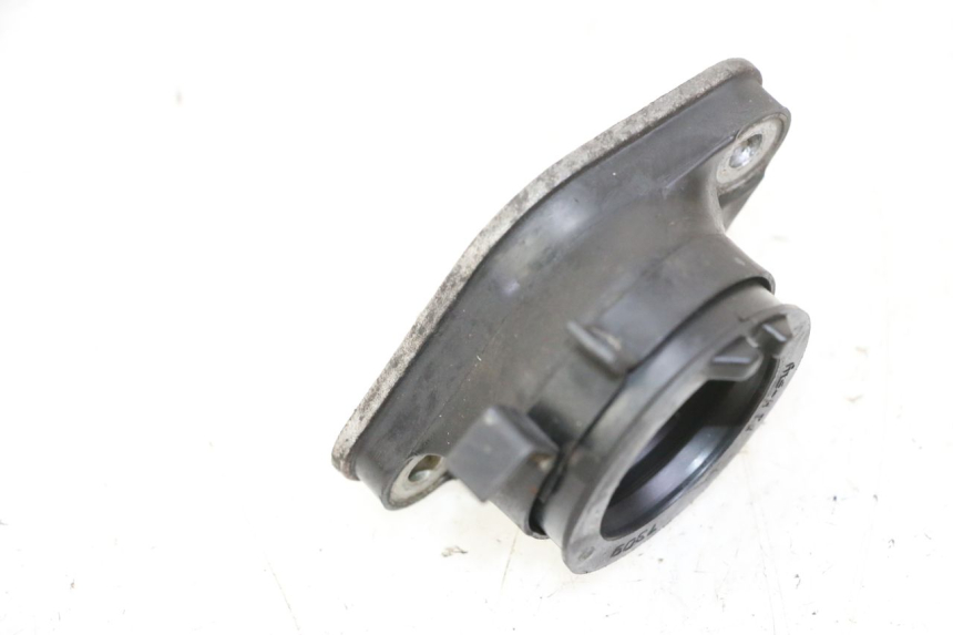 photo de PIPE ADMISSION HONDA CBF 125 (2009 - 2015) - Zoom état d’usage