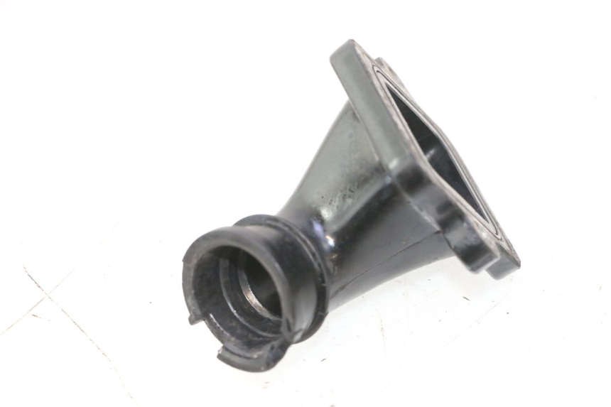 photo de PIPE ADMISSION PEUGEOT CITYSTAR 2T 50 (2018 - 2021) - Autre angle de vue
