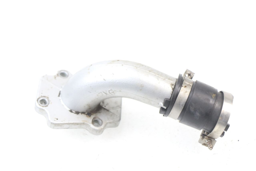 photo de PIPE ADMISSION GENERIC CRACKER 50 (2005 - 2008) - Gros plan technique