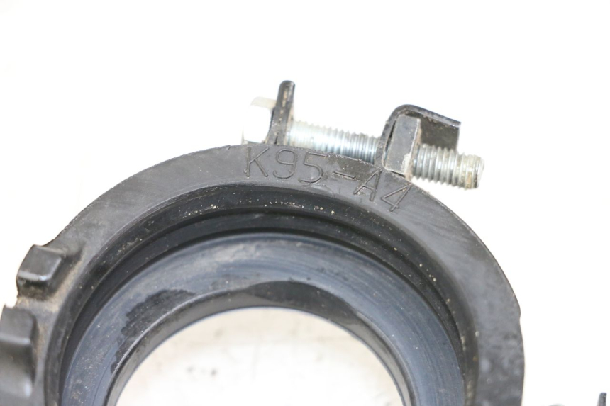 photo de PIPE ADMISSION HONDA CRF R 250 (2020 - 2021) - Zoom état d’usage