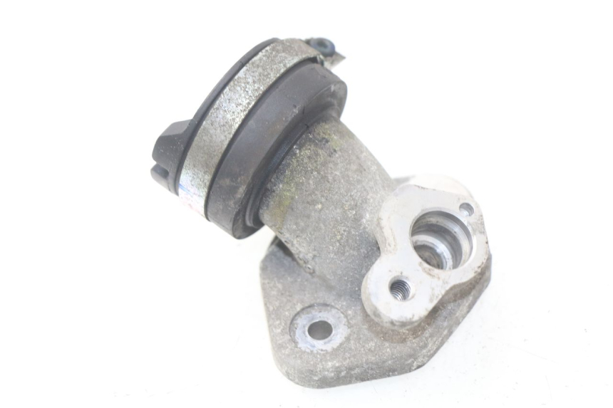 photo de PIPE D'ADMISSION YAMAHA CYGNUS X INJECTION 125 (2007 - 2013) - Vue principale