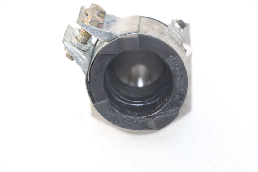 photo de PIPE ADMISSION KYMCO DINK STREET 125 (2009 - 2014) - Détail de la pièce