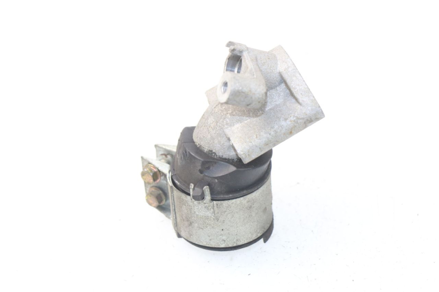 photo de PIPE ADMISSION KYMCO DINK STREET 125 (2009 - 2014) - Zoom état d’usage