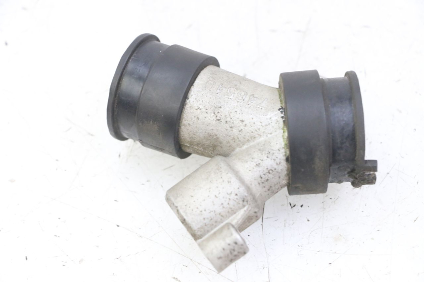 photo de PIPE ADMISSION PEUGEOT ELYSTAR 125 (2002 - 2007) - Gros plan technique