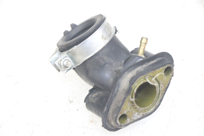 photo de PIPE D'ADMISSION JM MOTORS EVOLIS 4T 50 (2018 - 2022) - Zoom état d’usage