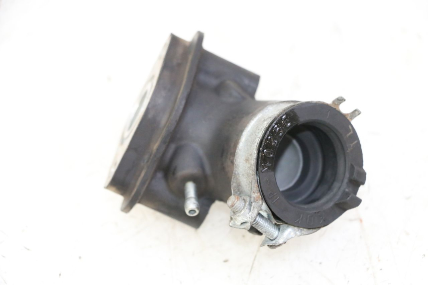 photo de PIPE D'ADMISSION JM MOTORS EVOLIS 4T 50 (2018 - 2022) - Zoom état d’usage