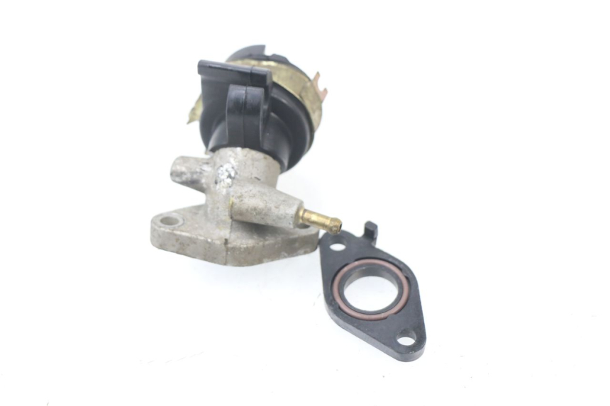 photo de PIPE ADMISSION TNT MOTOR FASTINO 4T 50 (2013 - 2019) - Autre angle de vue