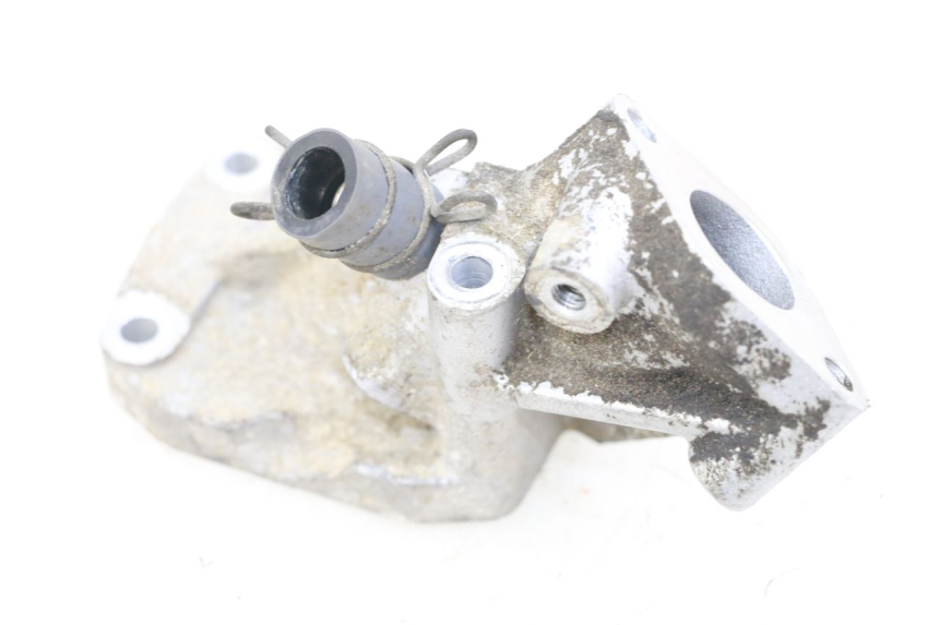 photo de PIPE ADMISSION HONDA FES PANTHEON 2T 125 (1998 - 2002) - Autre angle de vue