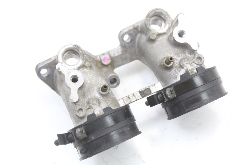 photo de PIPE ADMISSION HONDA FJS SILVER WING SILVERWING 400 (2005 - 2008) - Vue principale