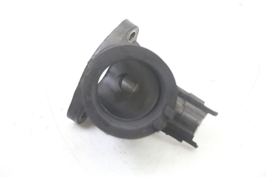 photo de PIPE ADMISSION GILERA NEXUS 300 (2008 - 2013) - Gros plan technique