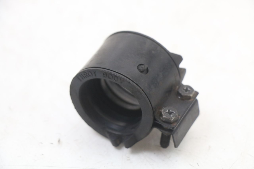 photo de PIPE D'ADMISSION HONDA FES S-WING SWING 125 (2007 - 2015) - Zoom état d’usage