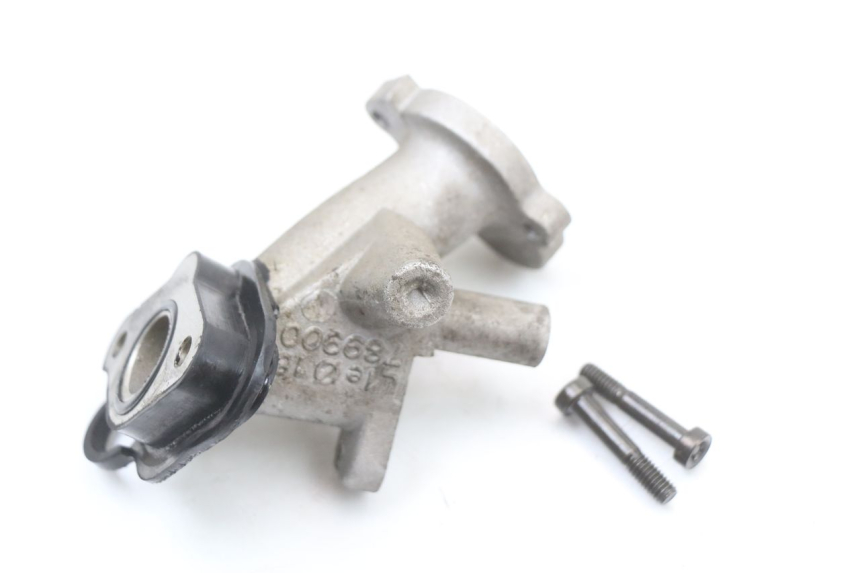 photo de PIPE D'ADMISSION PEUGEOT KISBEE 4T 50 (2018 - 2022) - Autre angle de vue