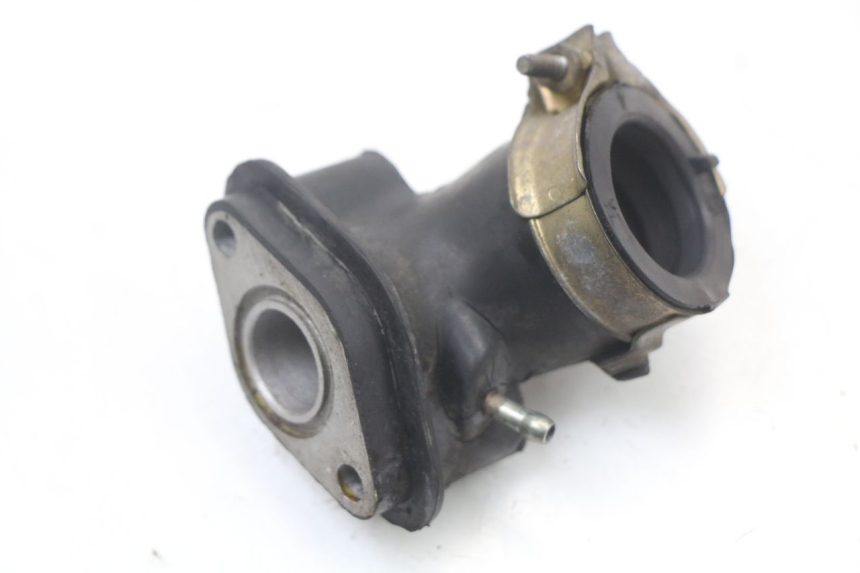 photo de PIPE D'ADMISSION PEUGEOT KISBEE 4T 50 (2010 - 2017) - Détail de la pièce