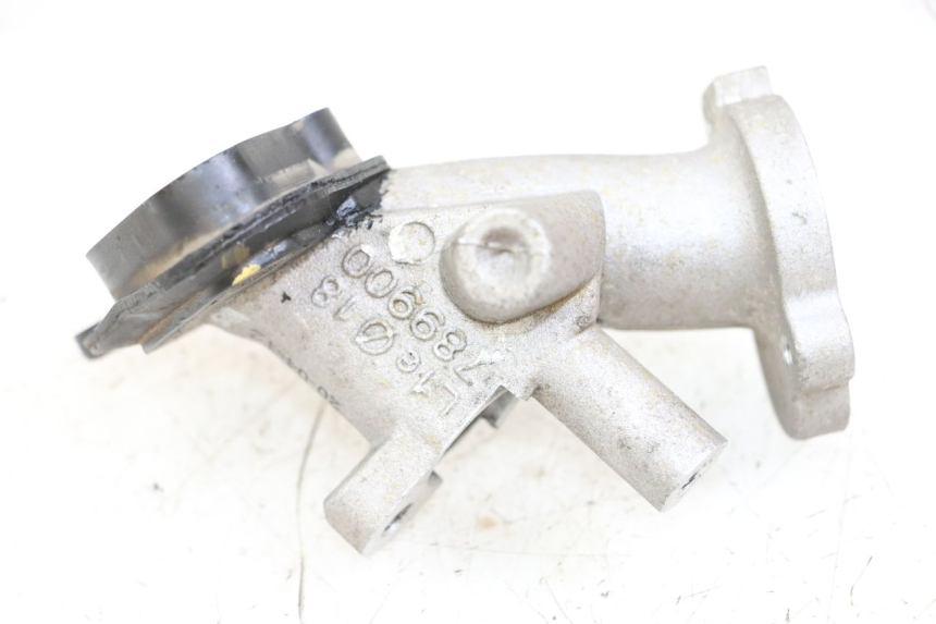 photo de PIPE D'ADMISSION PEUGEOT KISBEE 4T 50 (2018 - 2022) - Détail de la pièce