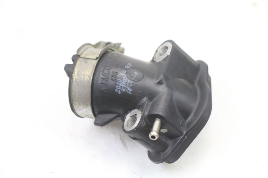 photo de PIPE D'ADMISSION KYMCO AGILITY 4T 50 (2018 - 2022) - Zoom état d’usage