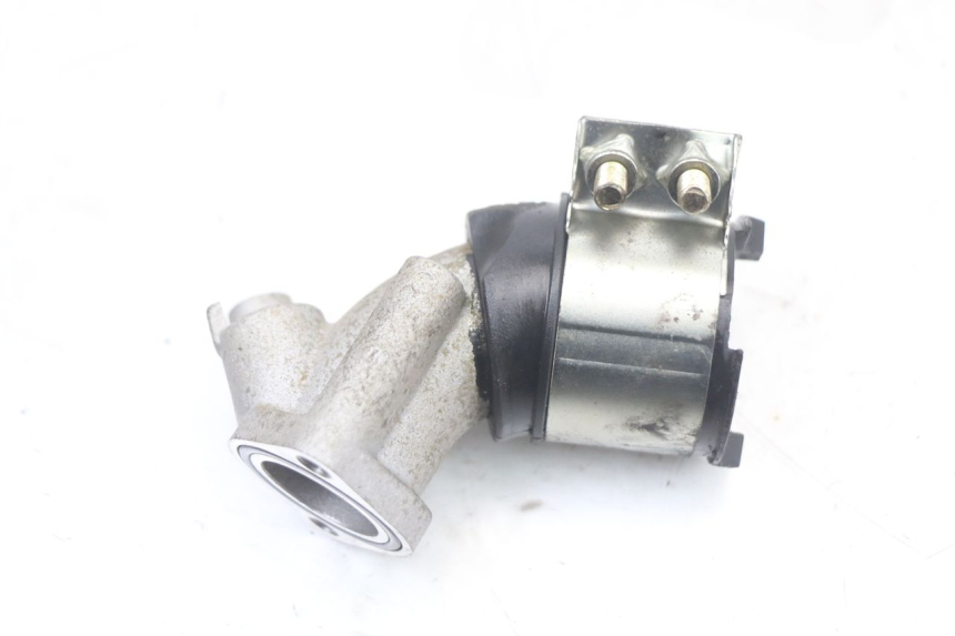 photo de PIPE ADMISSION KYMCO X-TOWN XTOWN 125 (2016 - 2021) - Vue principale