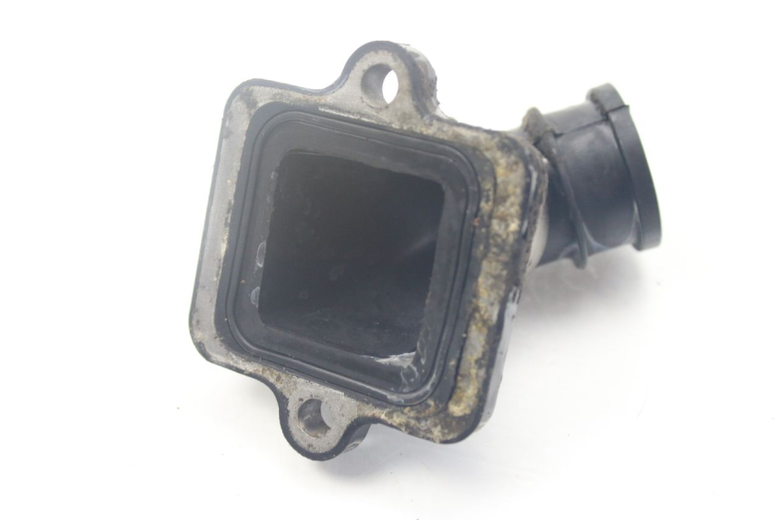 photo de PIPE D'ADMISSION PEUGEOT LUDIX SNAKE 2T 50 (2004 - 2014) - Zoom état d’usage