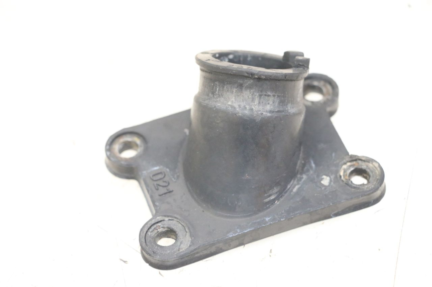 photo de PIPE D'ADMISSION RIEJU MRT 50 (2009 - 2017) - Gros plan technique