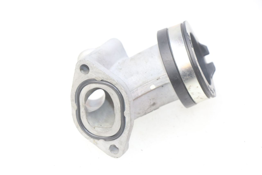 photo de PIPE D'ADMISSION YAMAHA N-MAX NMAX 125 (2017 - 2020) - Détail de la pièce