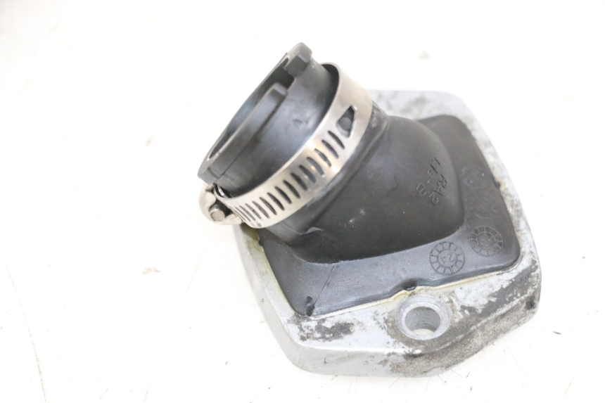 photo de PIPE ADMISSION PIAGGIO NEW TYPHOON 50 (2018 - 2021) - Zoom état d’usage