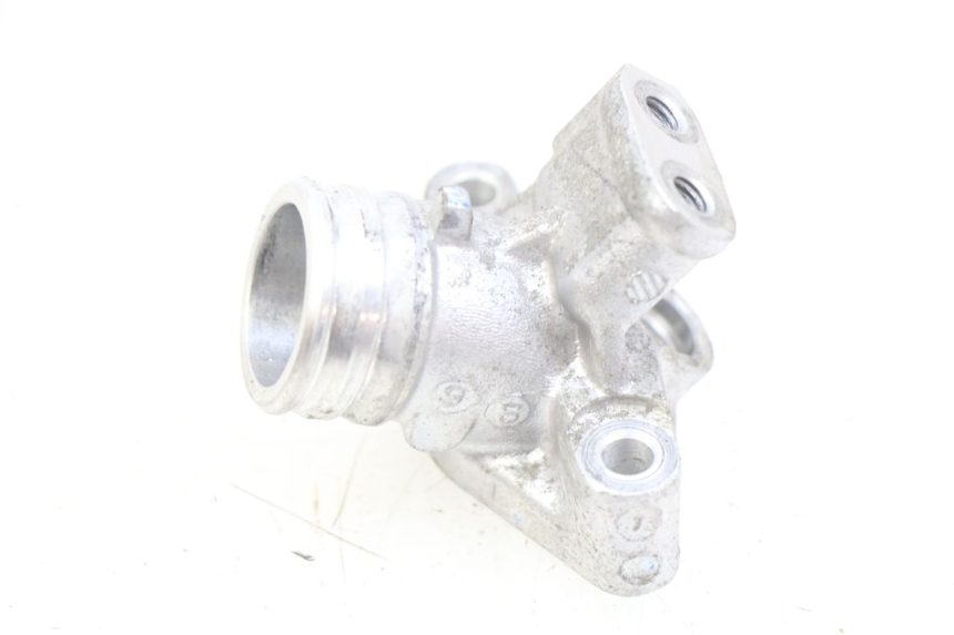 photo de PIPE D'ADMISSION HONDA NHX LEAD 110 (2008 - 2010) - Autre angle de vue