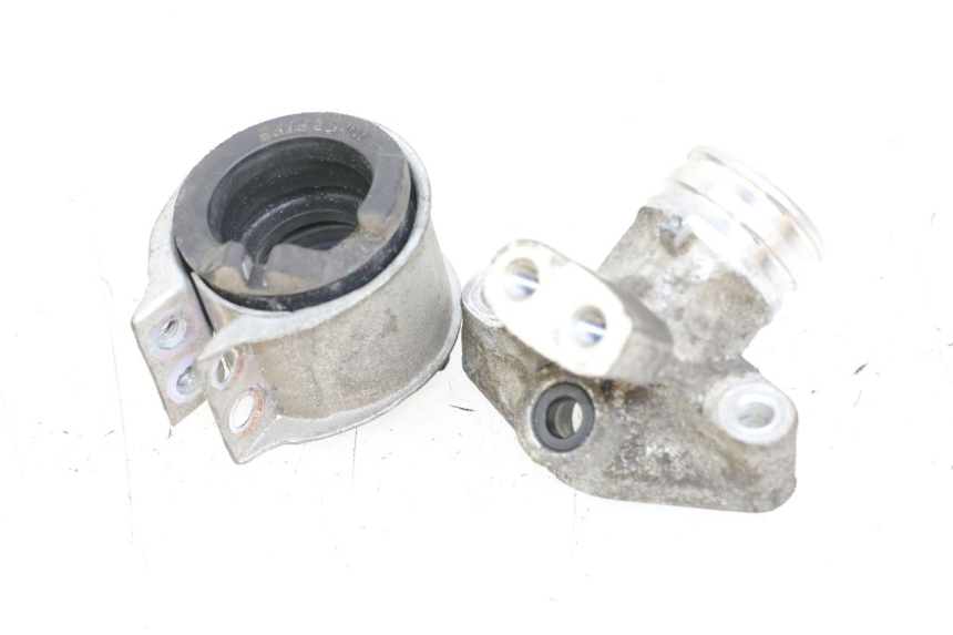 photo de PIPE D'ADMISSION HONDA NHX LEAD 110 (2008 - 2010) - Zoom état d’usage