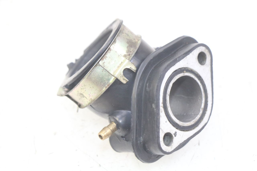 photo de PIPE D'ADMISSION SELECT UP OCTALIS 125 (2007 - 2012) - Zoom état d’usage