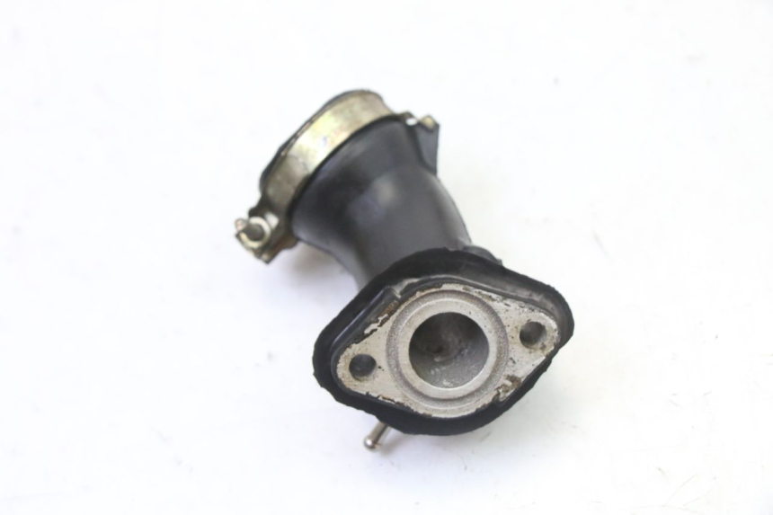 photo de PIPE D'ADMISSION SYM ORBIT 2 4T 50 (2008 - 2017) - Autre angle de vue