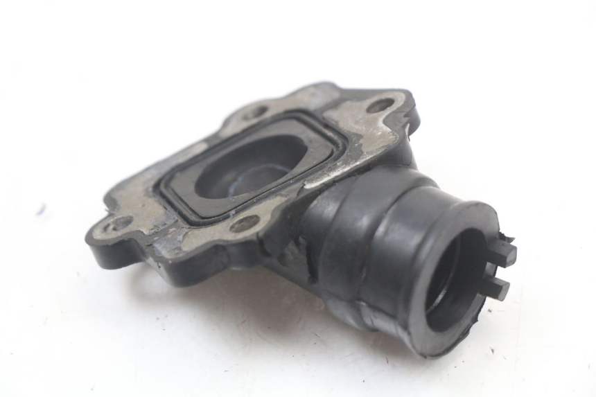 photo de Collecteur d'admission MBK OVETTO ONE 2T 50 (2013 - 2017) - Zoom état d’usage