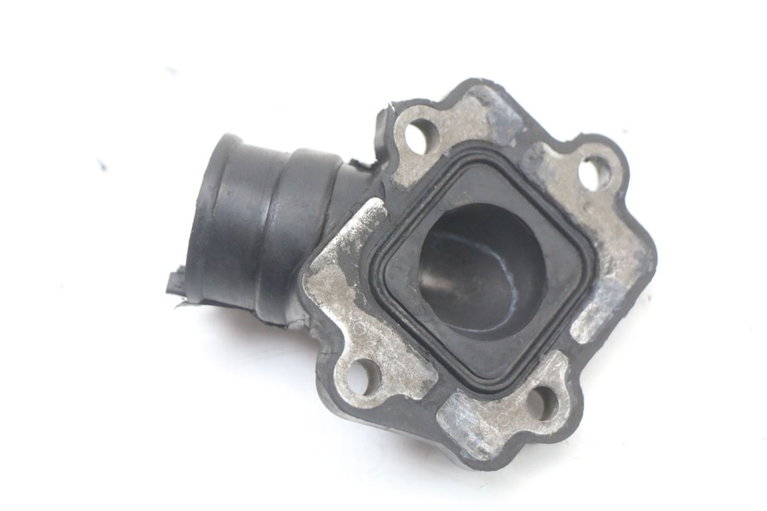 photo de Collecteur d'admission MBK OVETTO ONE 2T 50 (2013 - 2017) - Autre angle de vue