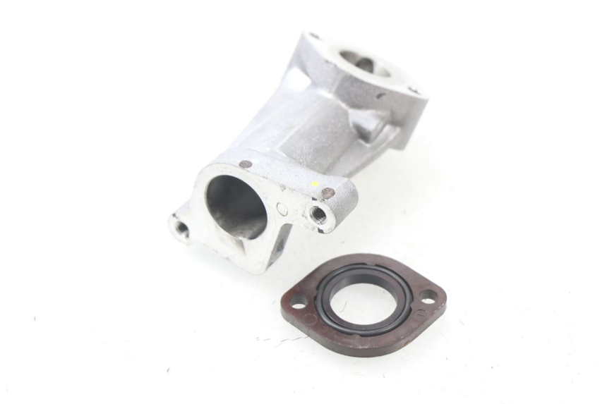 photo de PIPE ADMISSION HONDA PCX (JF57/JF64) 125 (2014 - 2018) - Zoom état d’usage