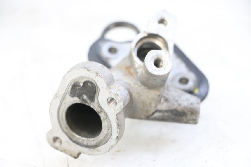 photo de PIPE D'ADMISSION PEUGEOT KISBEE 4T 50 (2018 - 2022) - Détail de la pièce