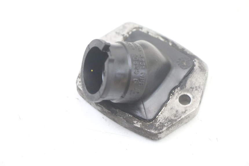 photo de PIPE ADMISSION PIAGGIO VESPA S 2T 50 (2007 - 2014) - Détail de la pièce