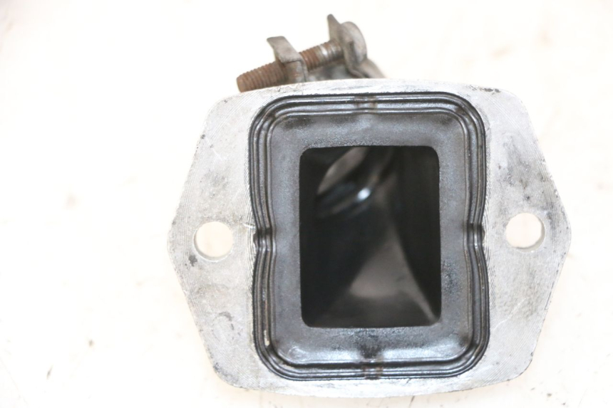 photo de PIPE ADMISSION PIAGGIO VESPA S 2T 50 (2007 - 2014) - Détail de la pièce