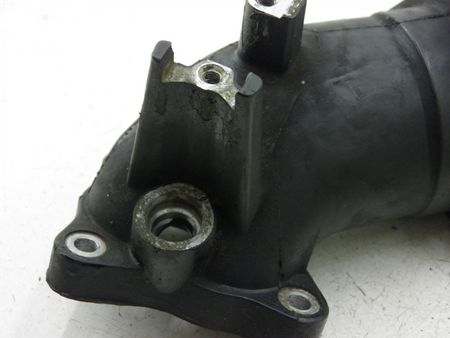 photo de PIPE ADMISSION PIAGGIO XEVO 400 (2007) - Détail de la pièce