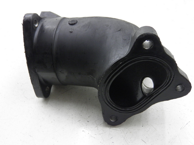 photo de PIPE ADMISSION PIAGGIO XEVO 400 (2007) - Gros plan technique