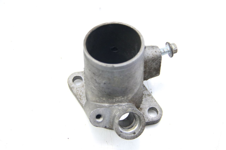 photo de PIPE D'ADMISSION SPY RACING F3 350 (2015 - 2022) - Points de fixation