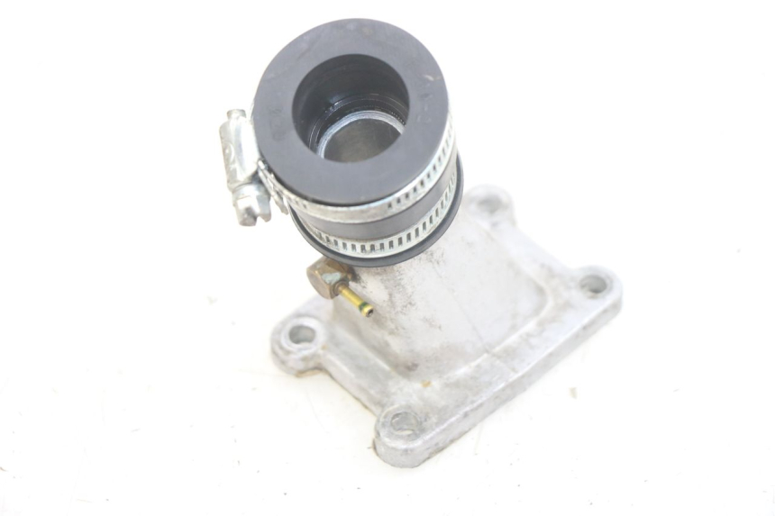 photo de PIPE D'ADMISSION GILERA RK 50 (1996 - 1999) - Zoom état d’usage