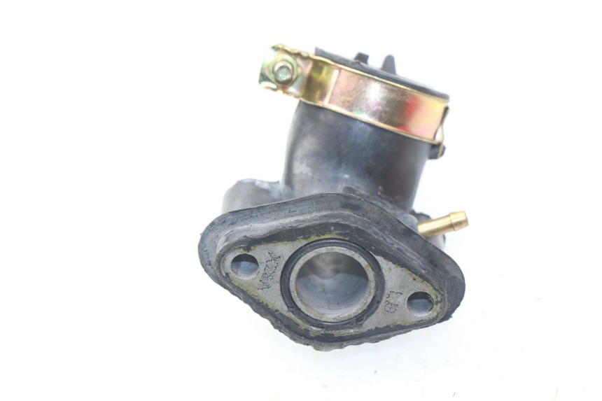 photo de PIPE D'ADMISSION TNT MOTOR ROMA 10' 4T 50 (2019 - 2022) - Zoom état d’usage