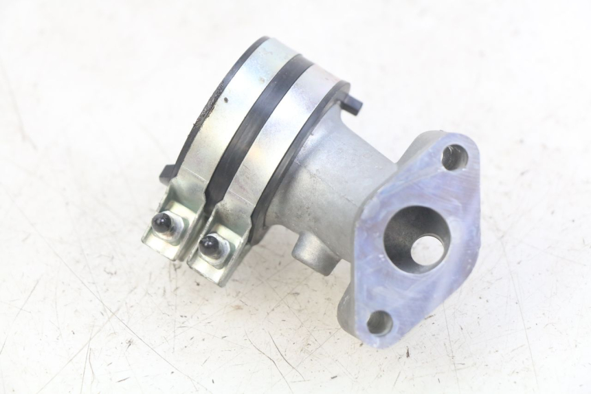 photo de PIPE D'ADMISSION TNT MOTOR ROMA 10' 4T 50 (2019 - 2022) - Détail de la pièce