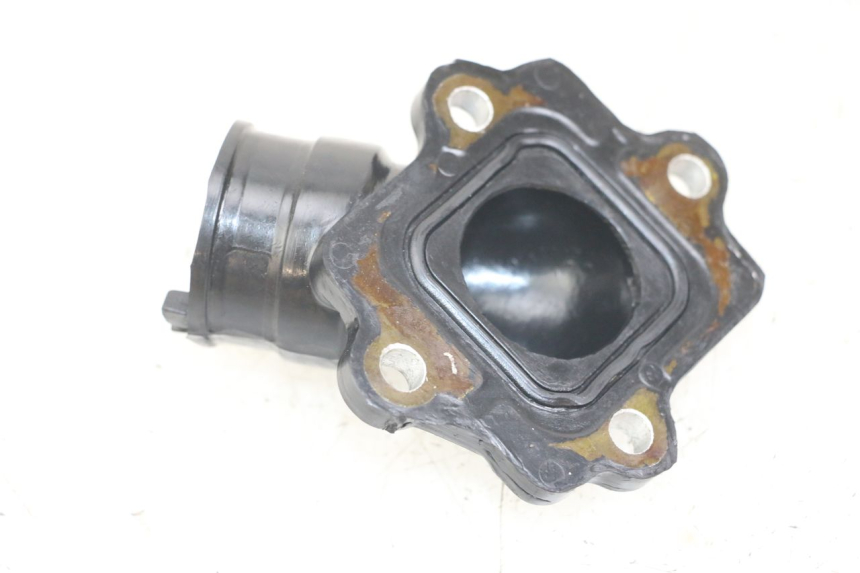 photo de PIPE D'ADMISSION KEEWAY RY6 2T 50 (2011 - 2019) - Zoom état d’usage